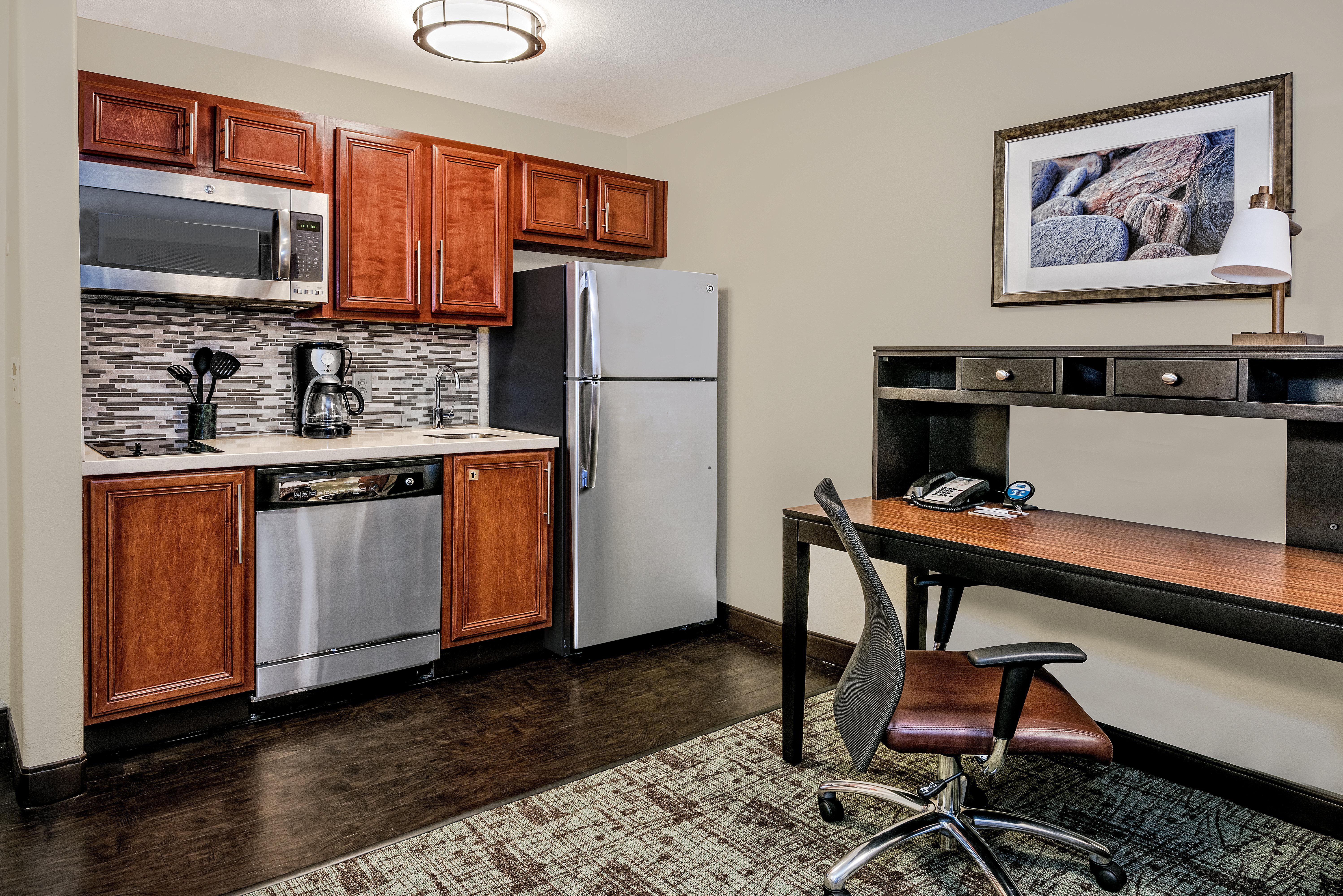 Staybridge Suites Lubbock-University Area By Ihg Buitenkant foto