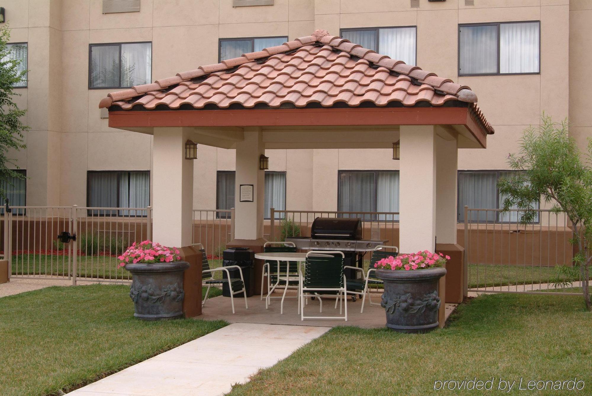 Staybridge Suites Lubbock-University Area By Ihg Restaurant foto