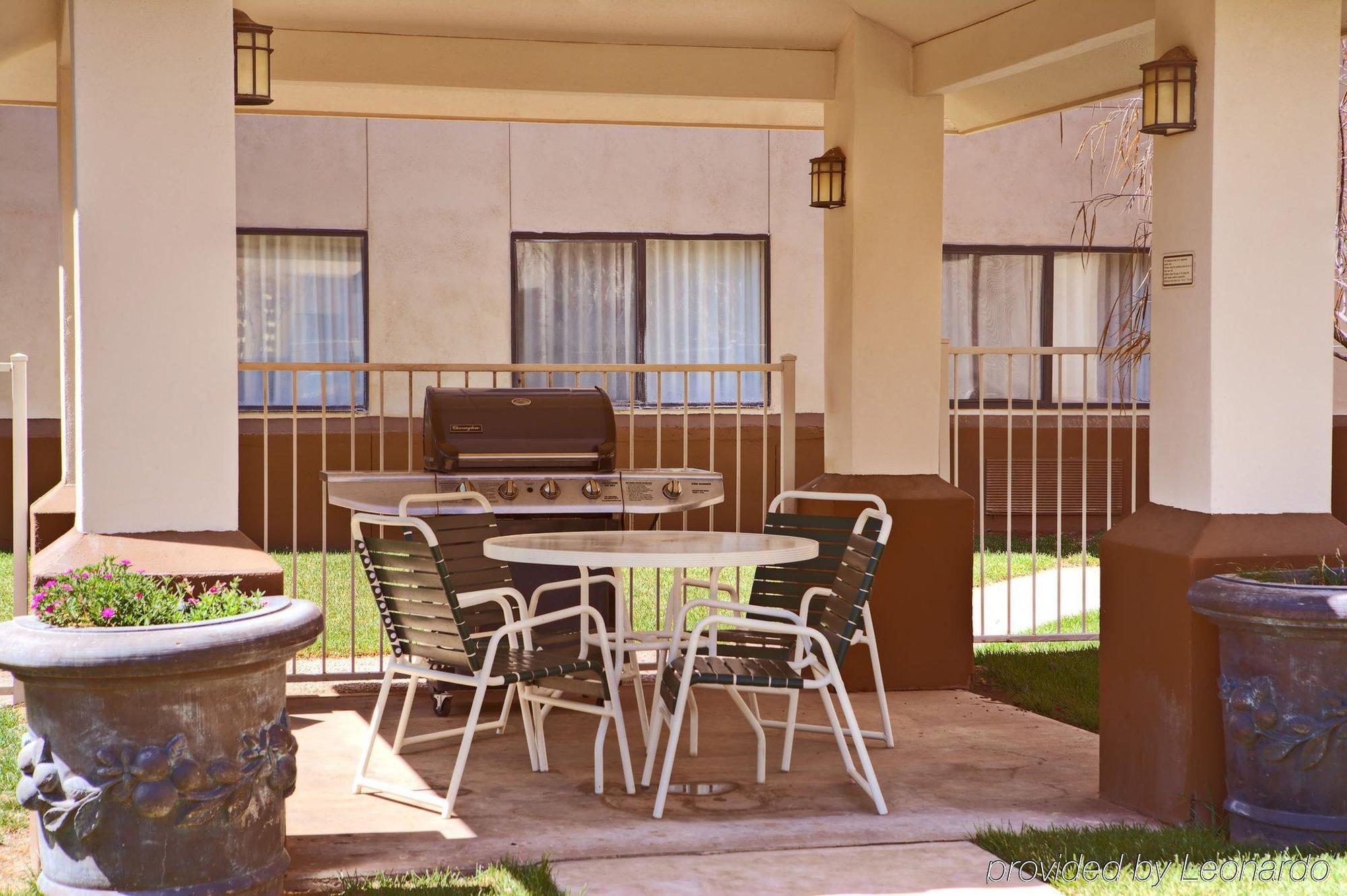 Staybridge Suites Lubbock-University Area By Ihg Buitenkant foto