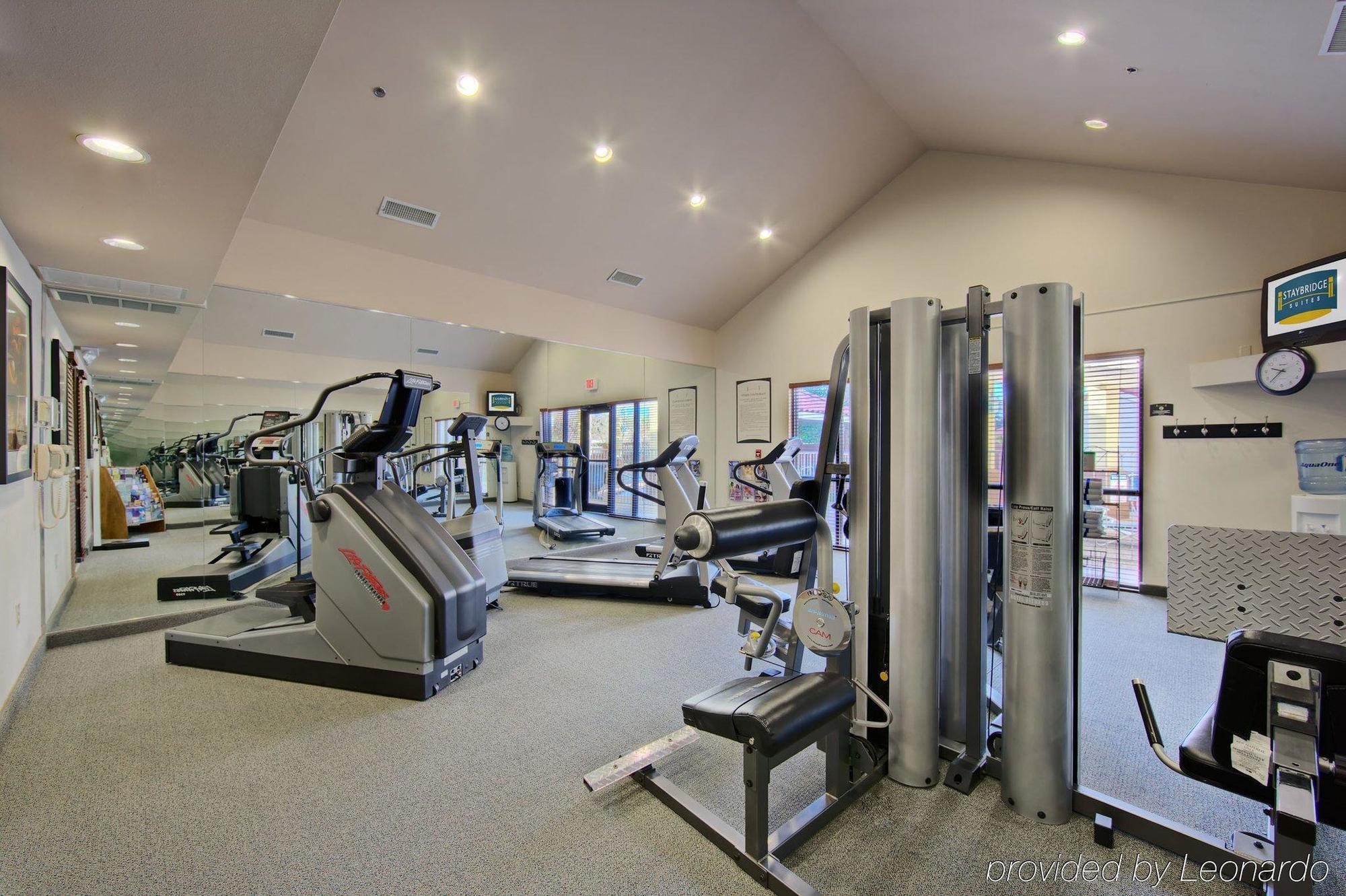Staybridge Suites Lubbock-University Area By Ihg Buitenkant foto