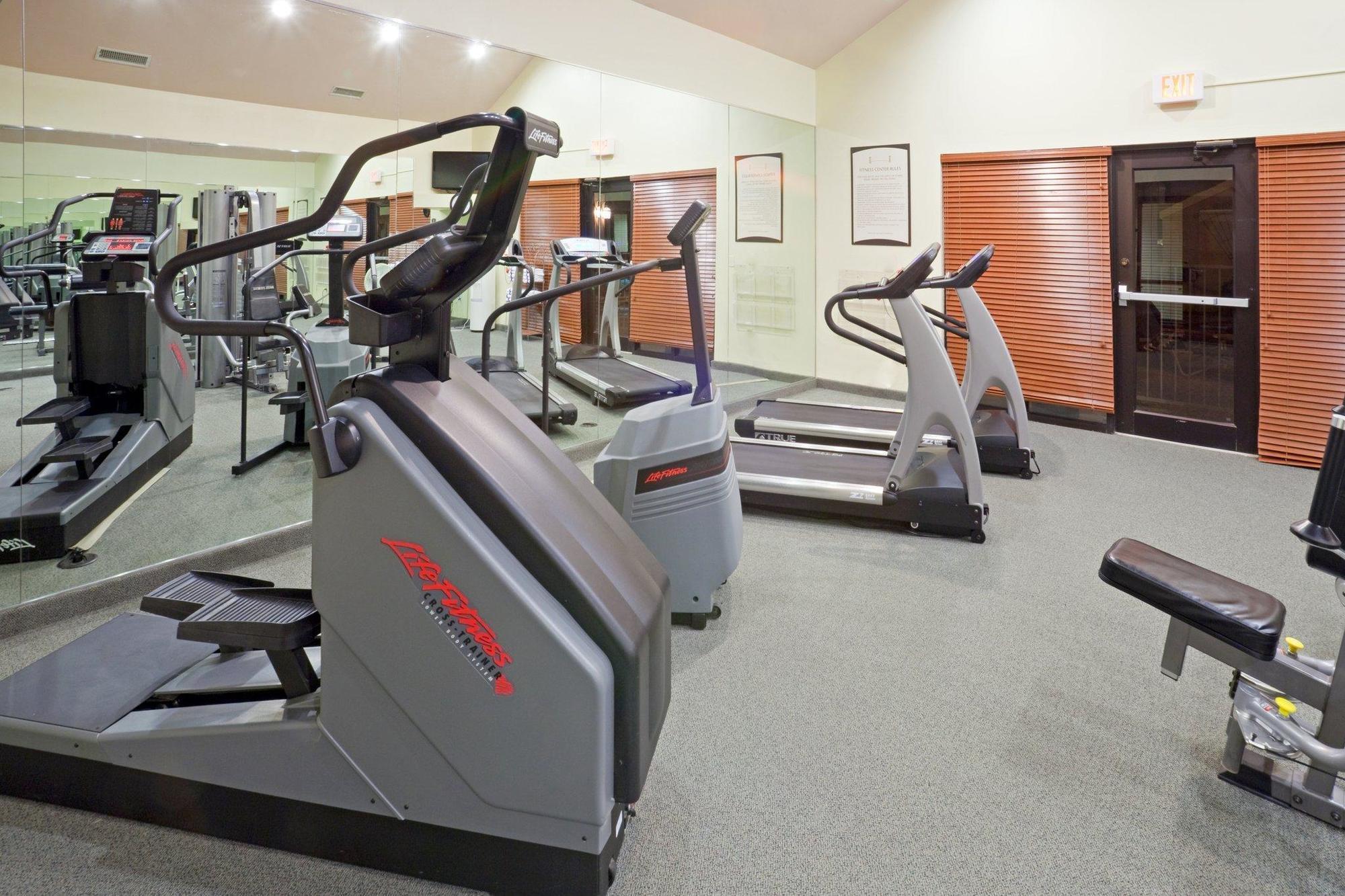 Staybridge Suites Lubbock-University Area By Ihg Buitenkant foto