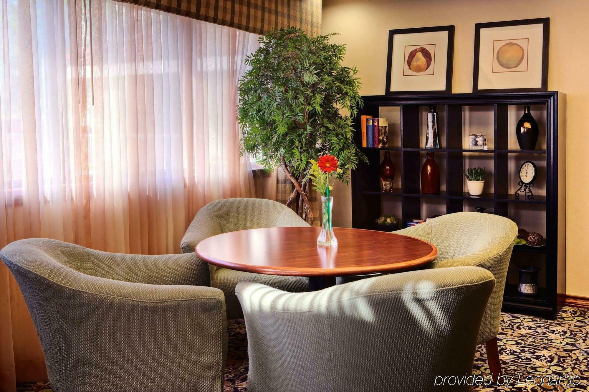 Staybridge Suites Lubbock-University Area By Ihg Buitenkant foto
