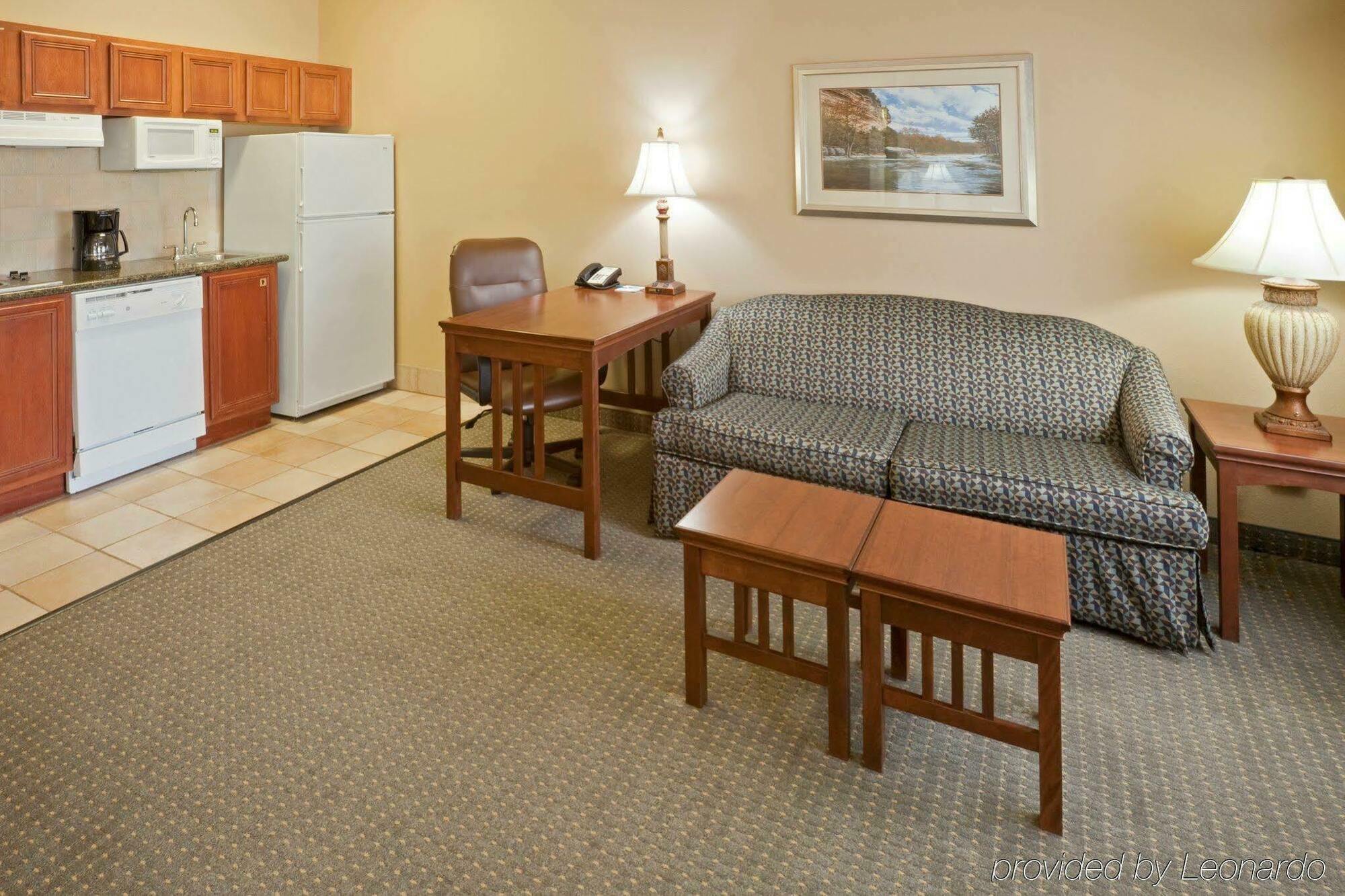 Staybridge Suites Lubbock-University Area By Ihg Buitenkant foto