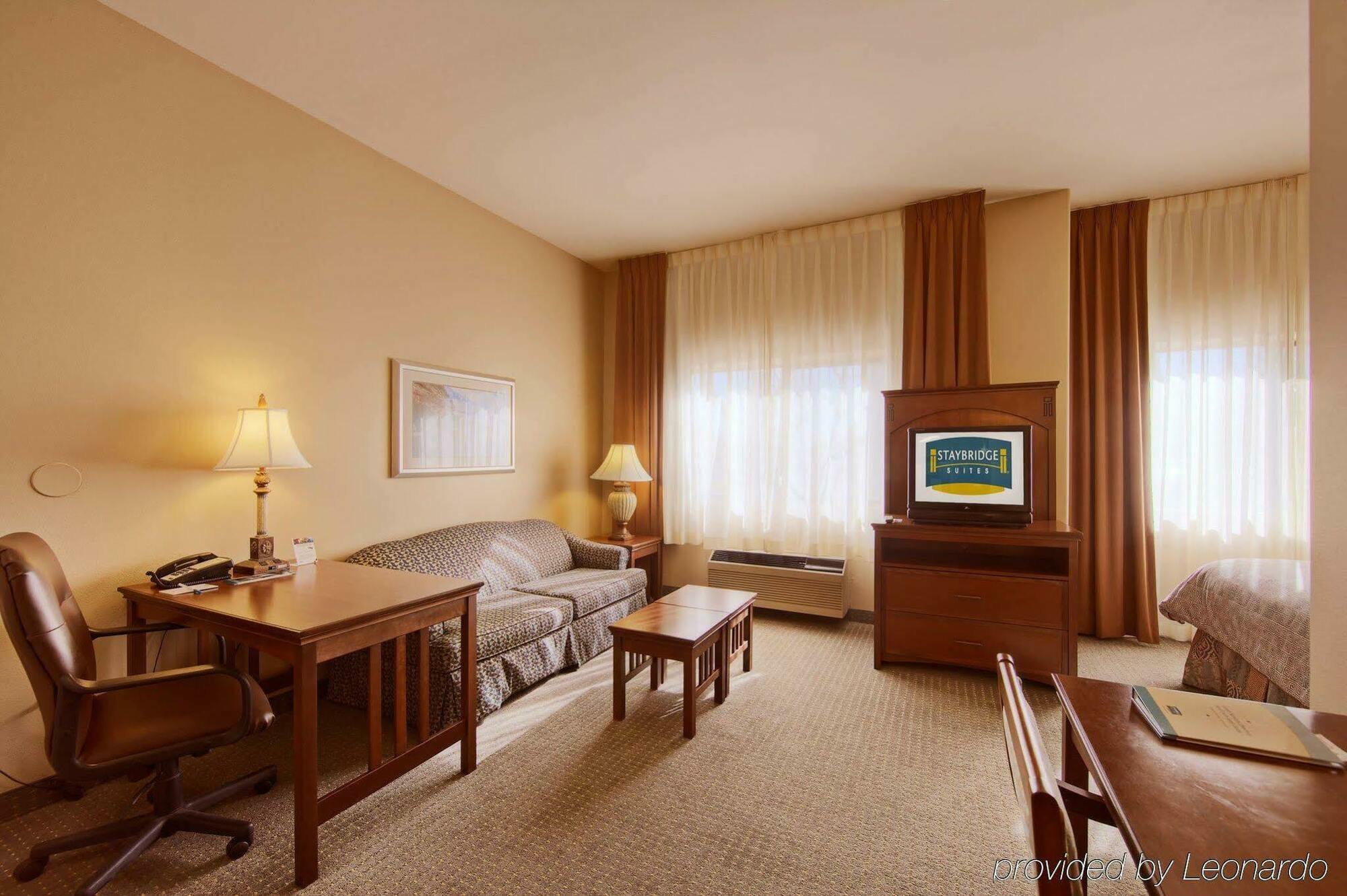Staybridge Suites Lubbock-University Area By Ihg Buitenkant foto